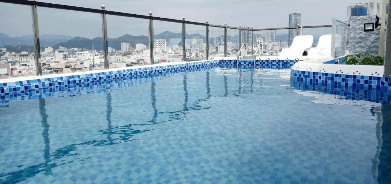 Sen Vang Luxury Hotel На Транг Екстериор снимка