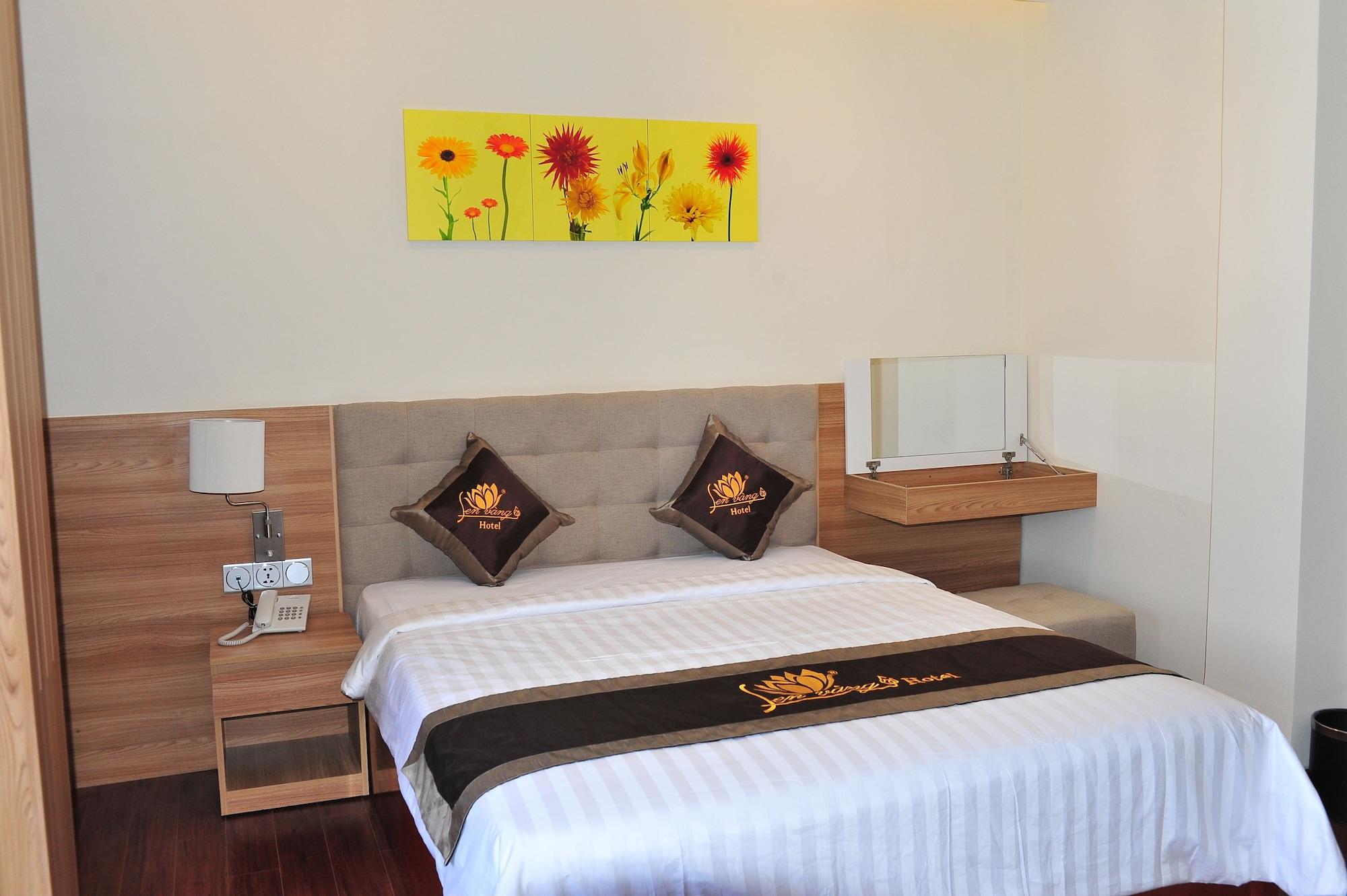 Sen Vang Luxury Hotel На Транг Екстериор снимка