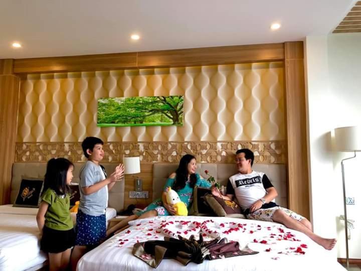 Sen Vang Luxury Hotel На Транг Екстериор снимка